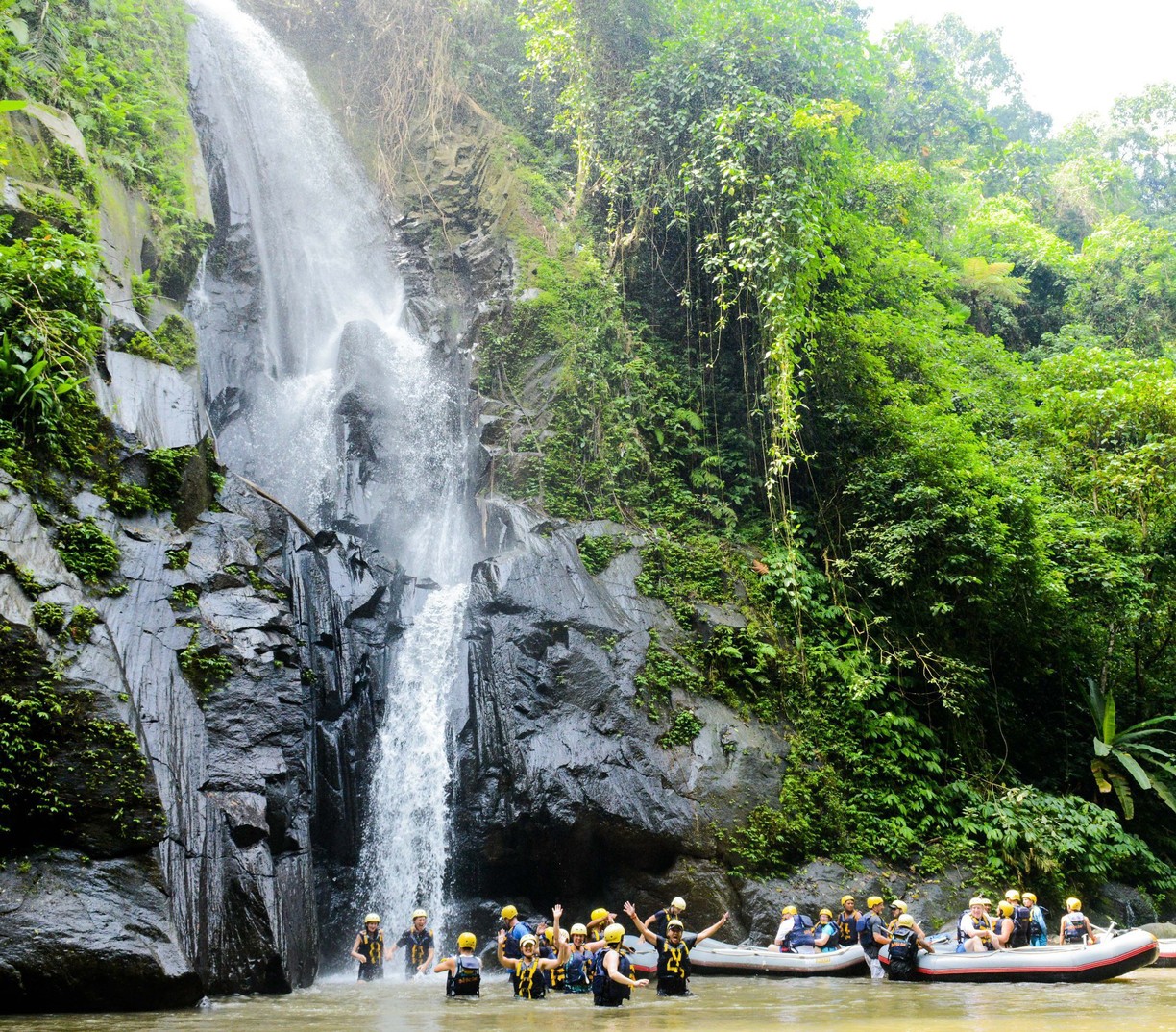 Waterfall scenery-Ayung River Rafting Ubud Tour