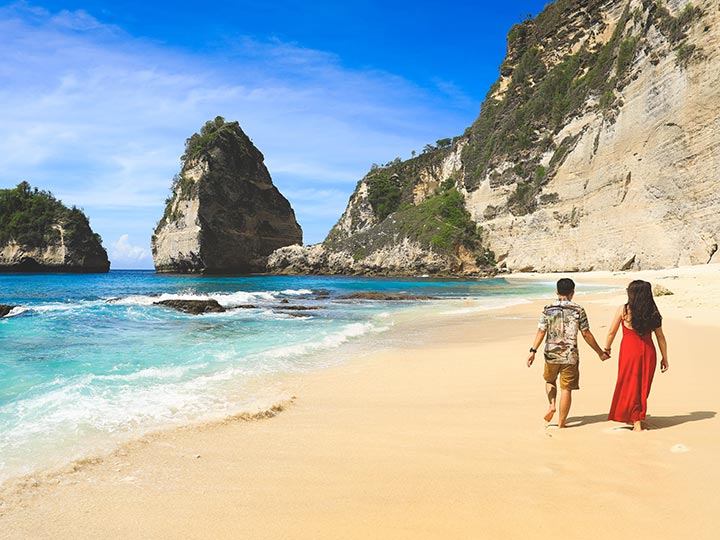 Bali Beach Extravaganza: Top 10 Spots for Insta-Worthy Sunsets!